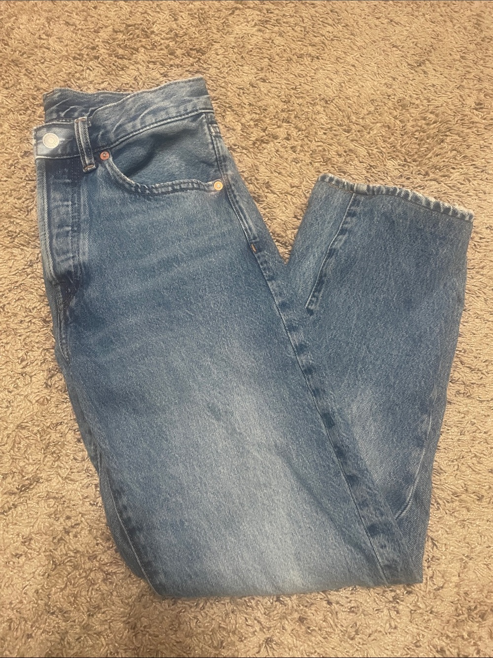 GAP High-Rise Straight Leg Jeans in Medium Blue Wash